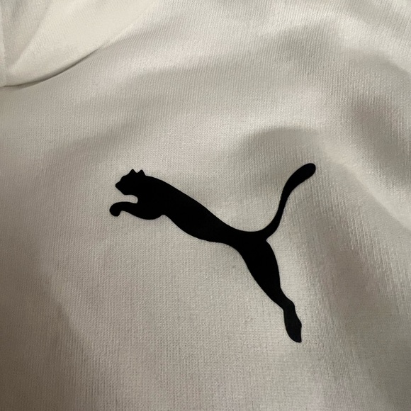 Never worn Puma hoodie - Picture 4 of 5